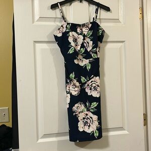 juniors short dress with flowers size small